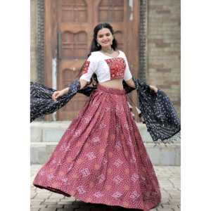 Conjunto Lehenga Choli de mujer de diseñador tradicional - Product Image 3