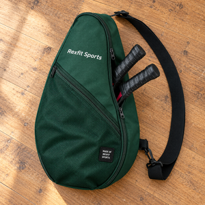 Sac de rangement pour raquette de squash vert forêt personnalisé avec poche en filet sur le devant et sangle de transport réglable, sac de raquette unisexe personnalisable - Product Image 1
