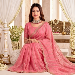 Sari de Seda Rosa Bordado Estilo Bollywood de AARA Fashion con Protección Solar, Vestido Tradicional para Mujer para Bodas y Fiestas, Todas las Temporadas - Product Image 3