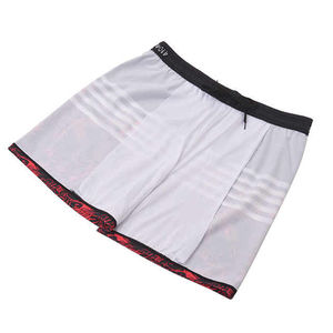 Shorts de sport blancs pour hommes avec design plissé, séchage rapide, taille élastique, longueur mi-cuisse, couleur unie, polyester, shorts d'entraînement - Product Image 1