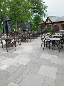 Dalles de pavé GROCON en grès gris ardoise, grandes dimensions |   Design moderne |   Finition fendue pour aménagement paysager extérieur de patio et de jardin - Product Image 5