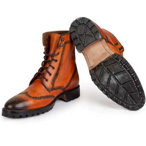 Botas Brogue de Cuero Genuino Hechas a Mano para Hombre, con Cordones y Punta Decorativa, Calzado Formal e Informal, Fabricante OEM ODM, Venta al Por Mayor - Product Image 1