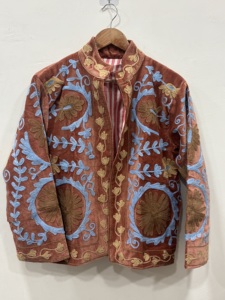 Hand Embroidered Suzani Floral <b>Velvet</b> Jacket <b>Women</b> Short Mandarin Collar Embroiderey <b>Coat</b> - Product Image 2