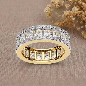 แหวนทองคำแท้ 18K ชุบโรเดียม รุ่น AMBER JEWELS T-1242 ประดับด้วยพลอยธรรมชาติทรงบริลเลียนท์คัท ดีไซน์หรูหราสำหรับทั้งชายและหญิง แบบ Eternity Band ตัวเรือนแบบ Prong Setting - Product Image 1