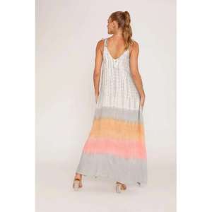 Vestido Maxi Moderno Hecho a Mano con Diseño de Atardecer en la Playa, Silueta Fluida sin Mangas, con Bolsillos Laterales Amplios y Suaves para un Look Perfecto - Product Image 2