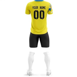 Nuevo Conjunto de Uniforme de Fútbol Personalizable por Sublimación, de Secado Rápido, Tejido Transpirable 100% Poliéster, Colores y Logotipo Personalizados - Product Image 3