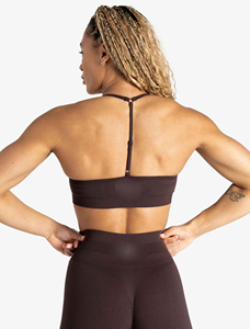 Ensemble de sport 2 pièces pour femme : Soutien-gorge court rembourré personnalisé et short de yoga taille haute sculptant les hanches pour la gym et le fitness - Product Image 2