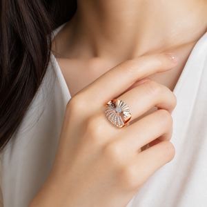 Anillo de cóctel floral con diamante cultivado en laboratorio, corte redondo, centro en racimo, oro rosa, anillo llamativo de dos tonos, joyería personalizada OEM ODM - Product Image 3