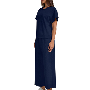 Nouveau design de survêtement, vente chaude, articles de sport d'été, ensemble élégant de survêtement deux pièces pour femme avec short et manches longues - Product Image 4