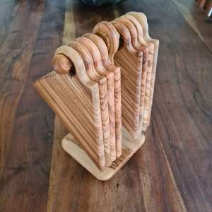 Assiette à pizza en bois naturel avec rainure pour steak |   Planche de service rustique pour la salle à manger - Product Image 6