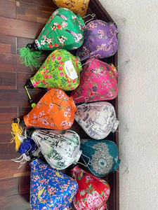 Traditional Vietnam Silk Lantern Colorful Hoi An Silk Lantern with Butterfly <b>Pattern</b> Waterproof Hanging Decor Silk Lantern Light - Product Image 4