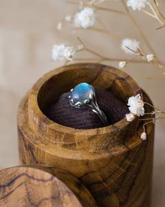 Bague de fiançailles en labradorite Anuu en argent sterling, design vintage inspiré de la nature, feuille, branche, certifiée IGI, bleu naturel - Product Image 5