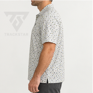 Polo pour homme Trackstar, blanc, imprimé olive moucheté, manches courtes, col boutonné, chemise de golf décontractée, logo personnalisé - Product Image 2