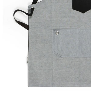 Delantal de Barbero Resistente al Agua, Cómodo, de Poliéster/Nailon, con Múltiples Bolsillos, Color y Logotipo Personalizables - Product Image 3