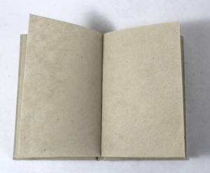 El papel de cáñamo, con una historia antigua que se remonta a los 2000 años pasados, ha sido utilizado desde la antigüedad, incluso se han encontrado las primeras cubiertas de la Biblia en cuadernos. - Product Image 2