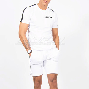 Ensemble décontracté d'été pour homme : T-shirt et short deux pièces, confortable pour les aventures en plein air et les tenues décontractées quotidiennes - Product Image 3