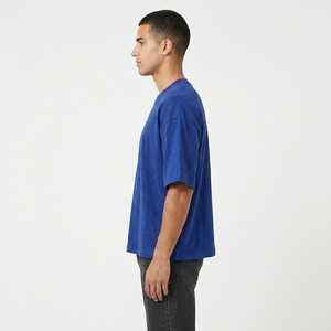 เสื้อยืดคอกลมคอตตอนขายส่งสำหรับผู้ชาย ทรงโอเวอร์ไซส์ ผ้าหนา รับผลิตเสื้อผ้าตามสั่งจากโรงงาน - Product Image 2