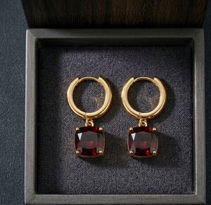 Boucles d'oreilles de luxe en grenat rouge taille coussin hydro, pierre de 10 mm, longueur 4 pouces, 11 grammes, en argent sterling 925 plaqué or 18 carats, bijoux de créateur - Product Image 2