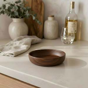 Bol de service rustique classique en bois artisanal, vaisselle de table en bois naturel pour fêtes, salade de fruits, assiette à collation, décoration d'intérieur - Product Image 3