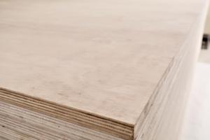 Plataforma Mayorista de Madera Contrachapada Mixta de Caucho y Eucalipto de Vietnam (LVD, LVB) con Superficie Plana Lijada por Ambos Lados - Product Image 3