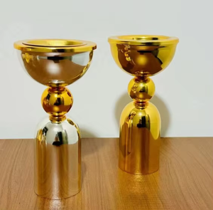 Brûleur d'encens en laiton doré de qualité assurée avec couvercle en dôme à pointes, support décoratif d'aromathérapie, utilisation toute saison - Product Image 2