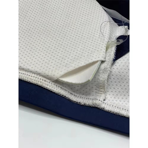 Soutien-gorge de sport pour femme à séchage rapide, léger, haute performance, bretelles croisées, design uni sans couture sur le devant, ajustement extensible, idéal pour la gym - Product Image 4