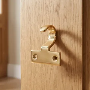 Manija de Latón de Alta Calidad para Ventanas y Puertas Corredizas, Diseño Clásico Decorativo, Disponible para la Venta - Product Image 6