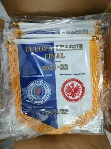 Banderín de Equipo de Fútbol Satinado Brillante Personalizado de Gran Cantidad Directo de Fábrica con Impresión Digital <span class=keywords><strong>para</strong></span> Gimnasios <span class=keywords><strong>Universitarios</strong></span> y Salas de Estudio - Product Image 4