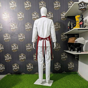 ผ้ากันเปื้อนเชฟสีแดงเดนิมแบบมีกระดุมและกระเป๋า สำหรับพนักงานร้านอาหาร บาร์ พนักงานเสิร์ฟ ยูนิเซ็กซ์ รับสกรีนโลโก้ - Product Image 3