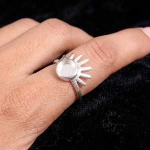 925 Sterling Silver Round Blank Bezel Rising 6mm Sun Celestial Ring DIY Resin Ashes & Breastmilk Keepsake Ring Setting Vintage - Product Image 1