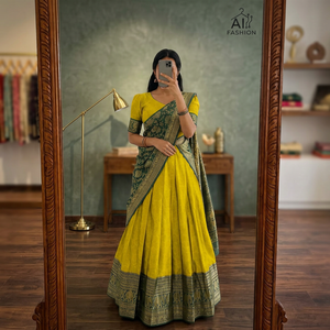 Lehenga Choli en soie jaune avec bordure verte, tenue traditionnelle indienne, longueur au sol, tenue ethnique, toutes saisons, coupe classique pour femmes - Product Image 5