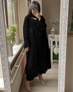 Ensemble de robe traditionnelle indienne pakistanaise pour femmes en coton brodé noir, coupe régulière, longueur cheville, tenue décontractée - Product Image 2
