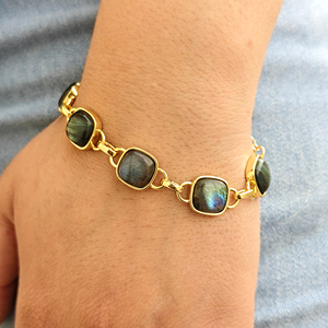 Pulsera de eslabones con labradorita natural de alta calidad en forma de cojín, latón chapado en oro de 18k, cabujón con múltiples piedras preciosas, pulseras de moda. - Product Image 1