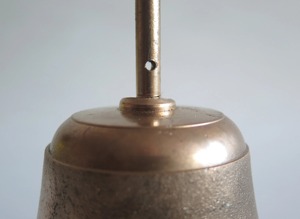Cloche traditionnelle en laiton de haute qualité et cloche en laiton pur de qualité supérieure pour l'entrée d'hôtel, le temple, la décoration extérieure - Product Image 2