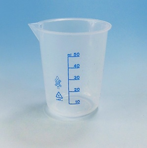 Griffin Squat forma plástico PP azul graduado vaso - Product Image 4