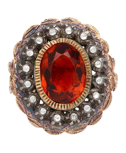 Anillo de Cóctel Vintage con Flor y Granate Ovalado, Diamantes Engastados en Pavé, Bañado en Bronce Antiguo, Joyería para Mujer - Product Image 1