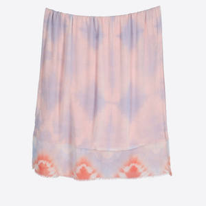 Pareo de playa 2 en 1 del fabricante: Paño delantero de viscosa y toalla trasera de algodón con efecto Tie-Dye - Product Image 1