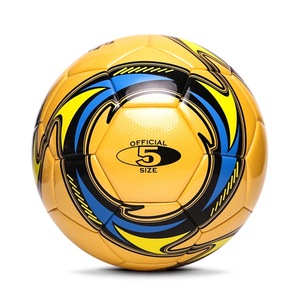 Ballon de football d'entraînement de qualité supérieure, taille et poids officiels, avec logo du club - Product Image 2
