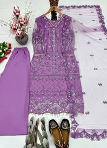 Conjunto de Salwar Kameez Morado Bordado con Perlas, Traje Indio Pakistaní con Dupatta para Bodas y Fiestas - Product Image 5