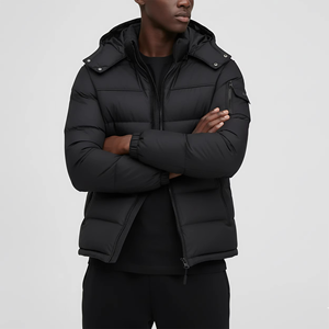 Veste matelassée noire unie de qualité supérieure pour homme, fermeture éclair, coupe-vent, respirante, manteau d'hiver décontracté, rembourrage en polyester, coupe classique - Product Image 1