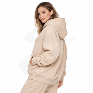 Sweat à capuche oversize pour femme en molleton de coton épais 440 g/m², couleur unie, coupe ample, avec logo en silicone 3D imprimé en relief personnalisé - Product Image 5