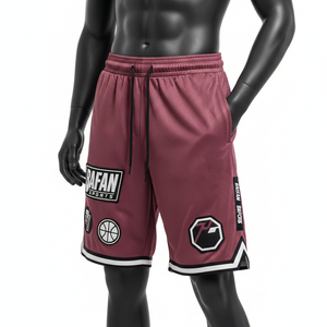 Shorts de basketball pour hommes en mesh polyester respirant avec empiècements latéraux brodés et logo thermocollé, pour entraînement. - Product Image 1