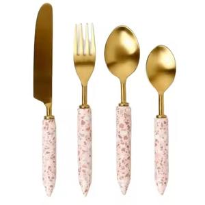 Juego de Cubiertos de Acero Inoxidable para Cocina Moderna con Mango de Cerámica, Cuchara, Tenedor y Cuchillo Duraderos para Uso Diario - Product Image 1