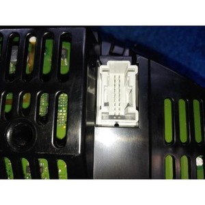 ชุดหน้าปัดเรือนไมล์มือสองสำหรับรถยนต์ C-class รุ่น A2049004609 - Product Image 6