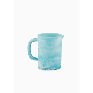 Carafe à eau en résine écologique faite à la main avec effet marbre, pichet moderne pour servir jus, cocktails, thé glacé lors de fêtes à domicile - Product Image 1