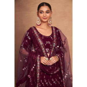 Fabzonefabindia Women's Ready-to-Wear Lehenga Choli <b>Set</b> with Dupatta Embroidered <b>Beaded</b> Design - Product Image 5