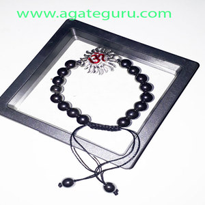 สร้อยข้อมือลูกปัดอาเกตสีดำธรรมชาติพร้อมสายโยคะพร้อมจี้โอห์ม - Product Image 3