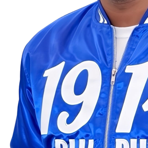 Blouson Bomber Blu Phi Sigma 1914 pour Homme, en Satin Bleu avec Lettres Grecques, Vêtement de Fraternité, Fermeture Éclair, Coupe Classique, Vêtement d'extérieur Premium - Product Image 3