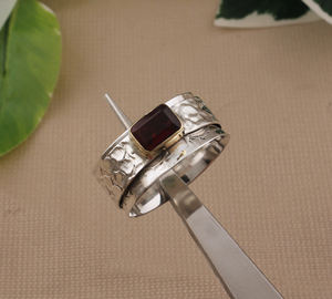 Bague tournante en argent sterling 925 faite à la main avec grenat, bague anti-stress mixte, style bohème, bijoux artisanaux en gros - Product Image 2