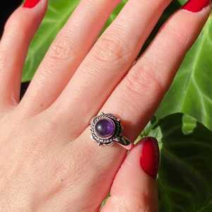 Bague en Améthyste Faite à la Main, Motif Floral, Argent Sterling 925, Design Fantaisiste, Bijoux en Pierres Précieuses, Cadeau pour Femme, Vente en Gros - Product Image 2